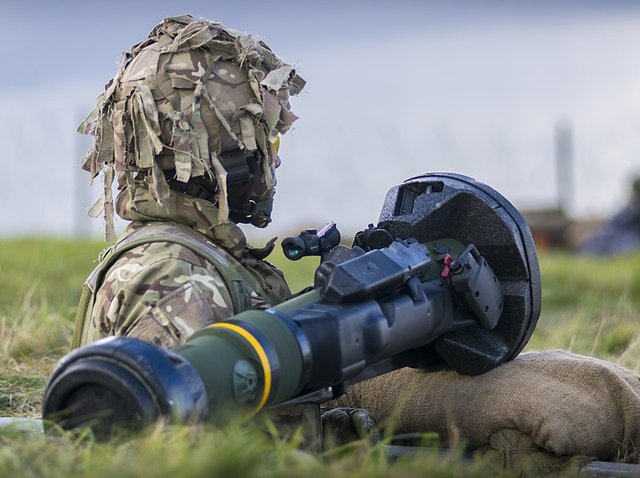 New Light Anti Tank Weapon of the type supplied to Ukraine – pic by Stuart Hill