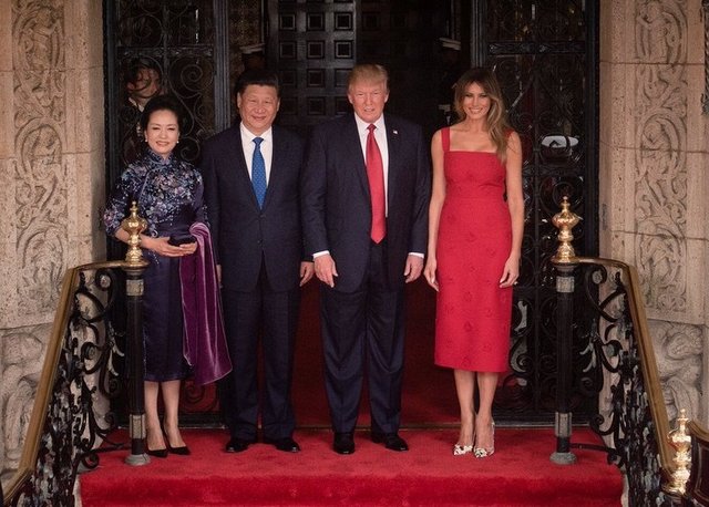 China's President, Xi Jinping and US President, Donald Trump with their spouses.